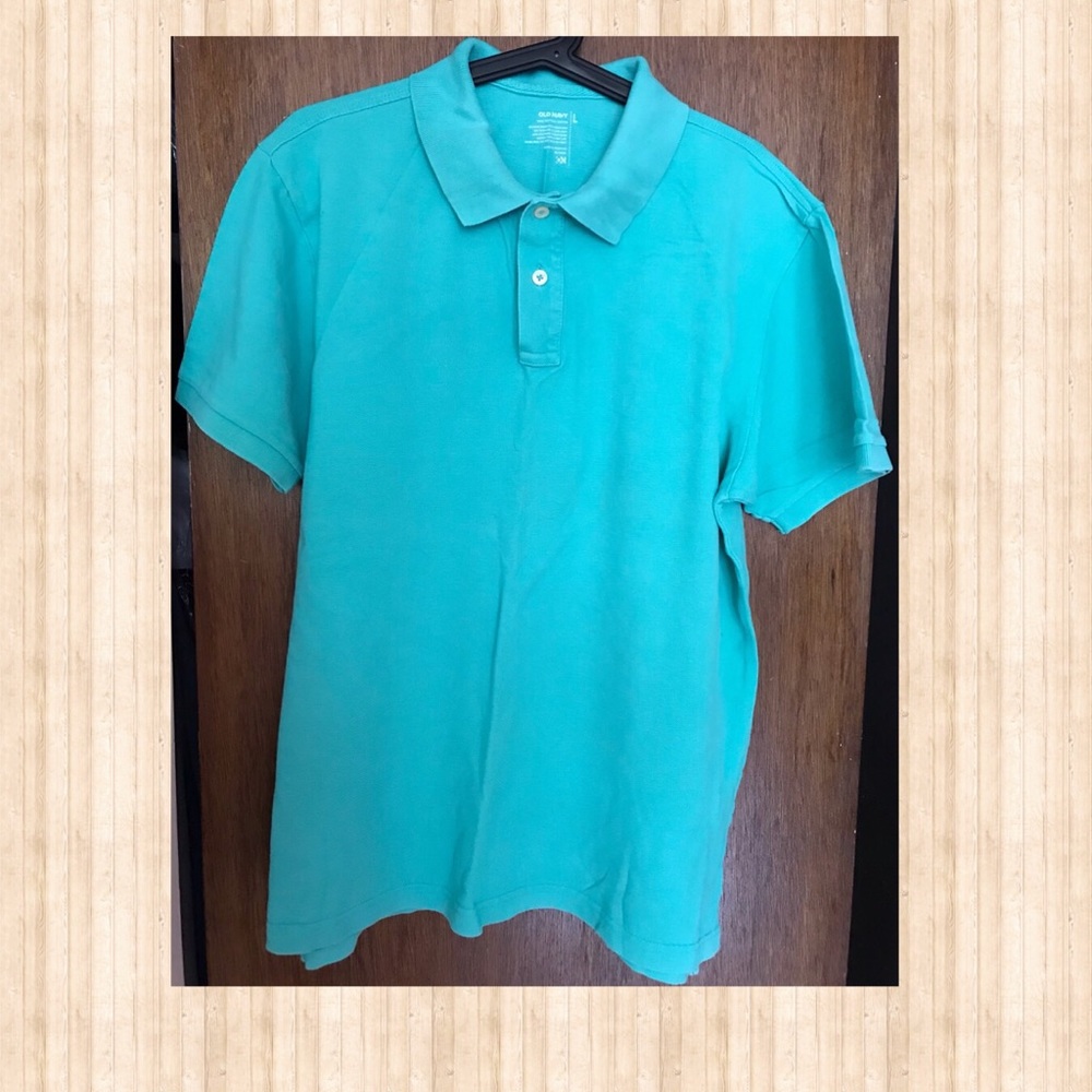 🔥SOLD🔥Men’s green old navy polo shirt size L